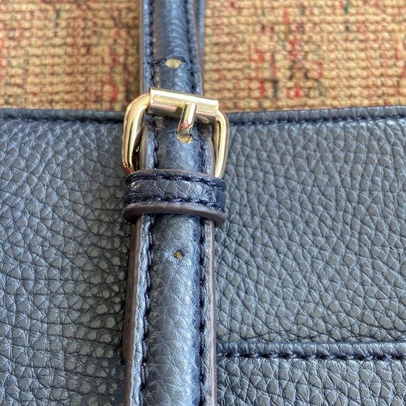 Anne Klein Womans Navy Blue Handbag Tote With Gold Tone Hardware Purse - Picture 3 of 11